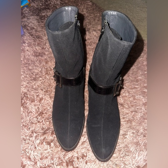 Stuart Weitzman Steadydate Black Heeled Ankle Boots with Sleek Design 6 - Picture 2 of 12